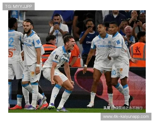 马赛后防线遭遇伤病潮，阿格德、穆里略缺阵考验阵容深度。