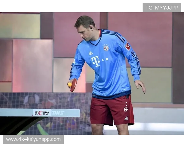 诺伊尔：拜仁更衣室氛围佳，目标是卫冕双冠王