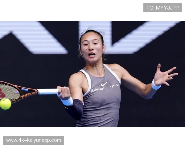 郑钦文复出首秀定档,1月13日与莱巴金娜进行表演赛 郑钦文复出首秀定档,1月13日与莱巴金娜进行表演赛